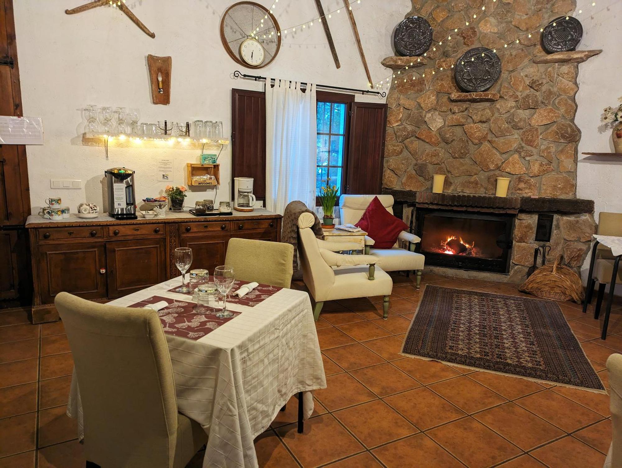 Casa Kisi Cottage, Rural Boutique Bed & Breakfast Colmenar Exterior photo